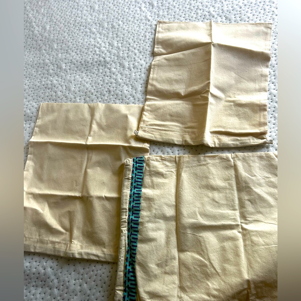 Tory Burch dust bags new but no tags 🏷️